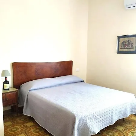 Lägenhet Country House And Orchard 5 Minutes From The Beach Bivona (Calabria)